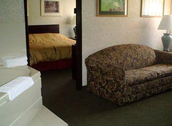 Days & By Wyndham Mi Hotel Madison Heights