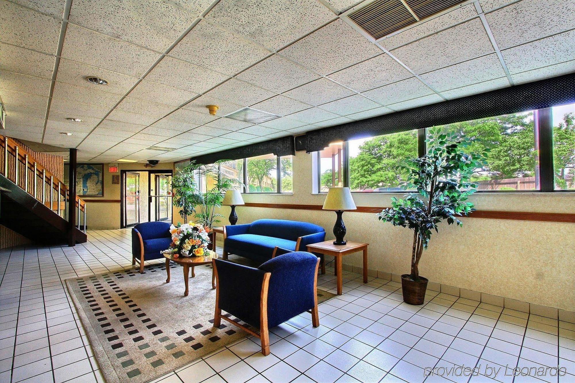 Days & By Wyndham Mi Madison Heights